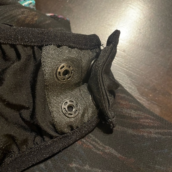 Guess halter bodysuit XS - Picture 6 of 8